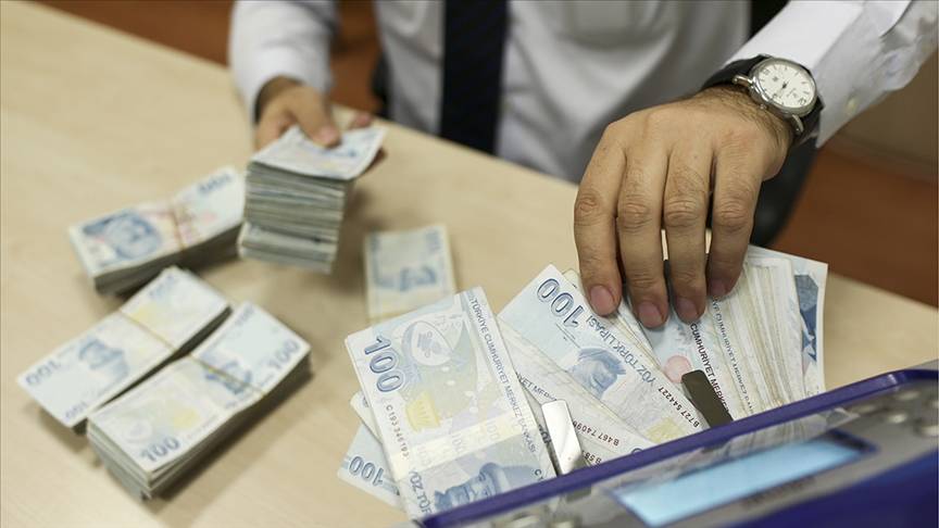 SGK giriş tarihinize göre 10, 12 ve 15 yılda erken emeklilik fırsatı! Prim-yaş ve gün tablosu yayında! 2